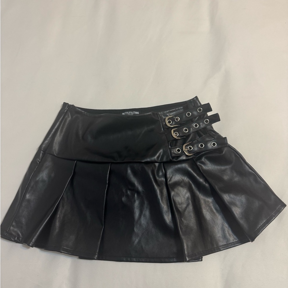 PrettyLittleThing Black Mini Pleather Skater Skirt